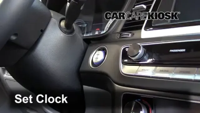 2019 Hyundai Sonata Sport 2.4L 4 Cyl. Horloge Régler l'horloge